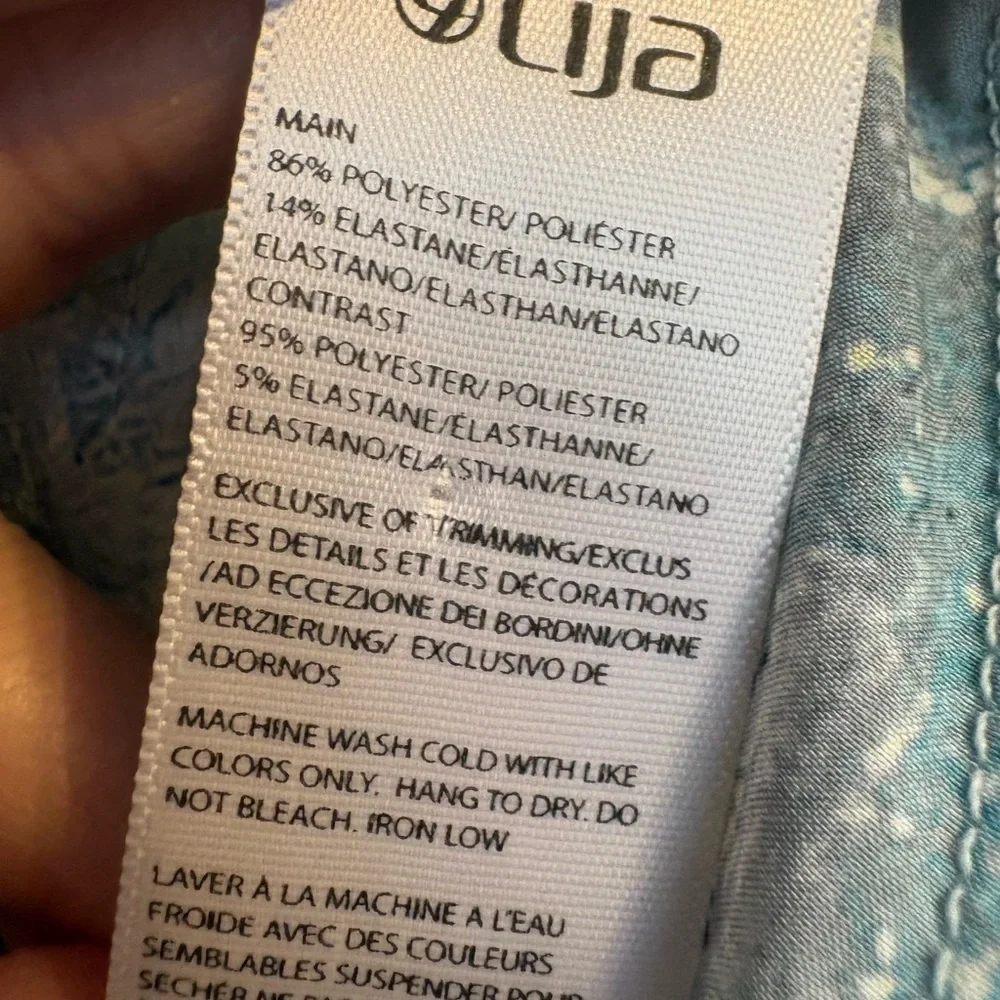 NWT Lija size large Blue Gray Abstract ruffle Athletic skort
